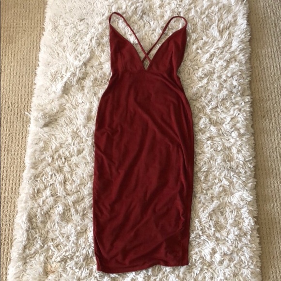 Boohoo Dresses & Skirts - Boohoo red velvet midi dress size 4 small